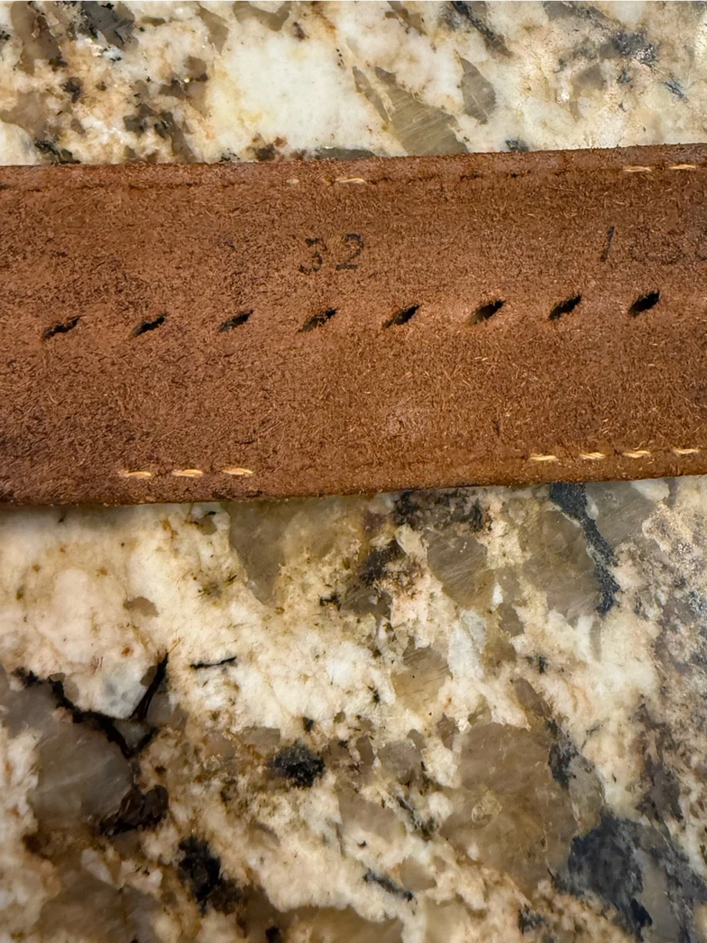 Vintage Hand Tooled Brown Leather Belt Western Style Mens Size 32 NO BUCKLE